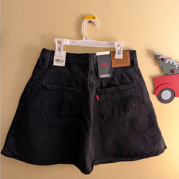 Levi's Black Denim Flounce Mini Skirt - Picture 2 of 4